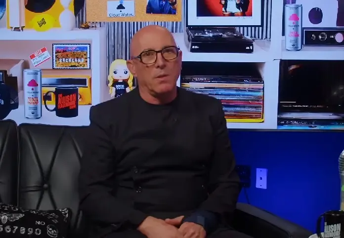 Maynard James Keenan participa de nova entrevista