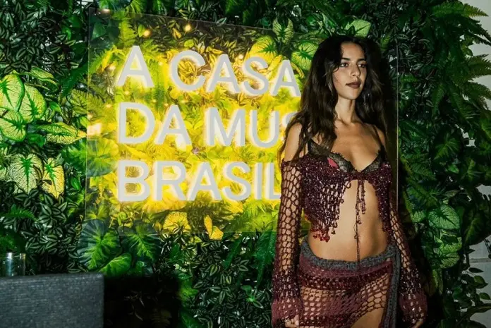 Marina Sena celebra Casa da Música Brasileira e defende que artistas lutem juntos por questões fora da música