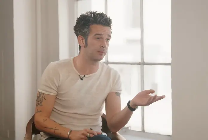 Matt Healy dá nova entrevista