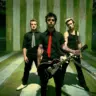 Green Day no clipe de American Idiot