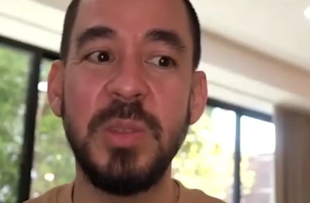 Mike Shinoda manda recado para fãs