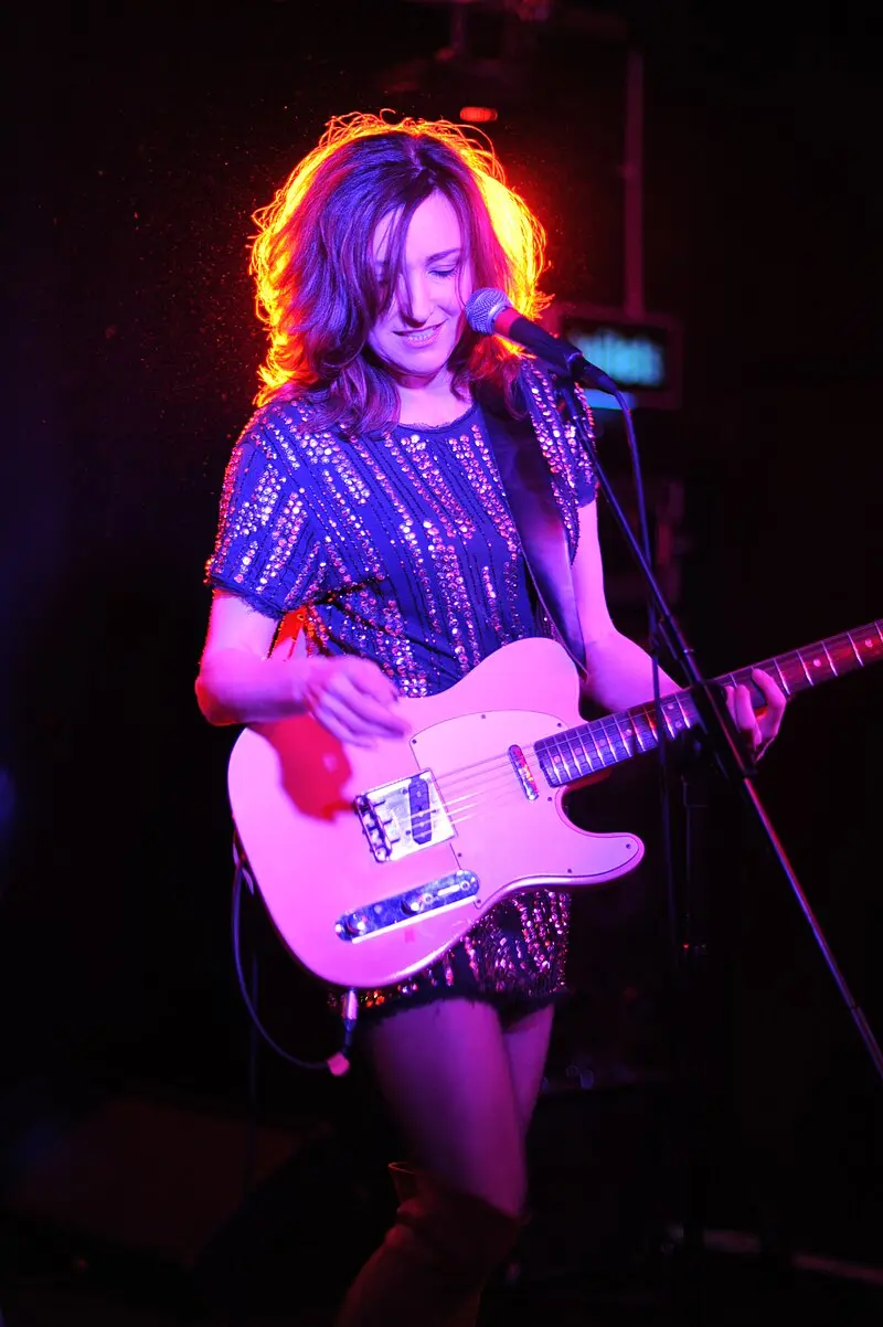 Viv Albertine Wikipedia