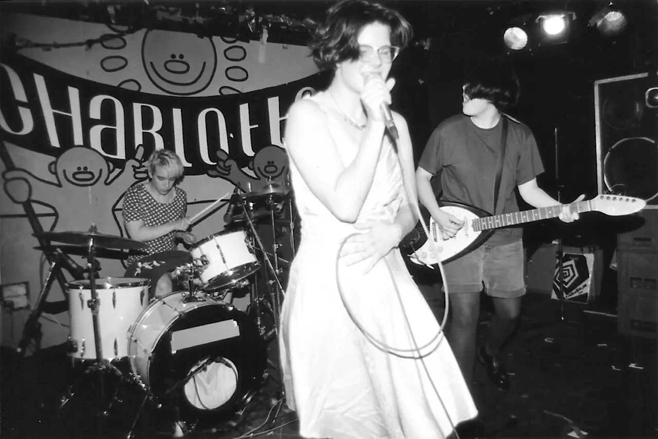 Bratmobile - Wikipedia