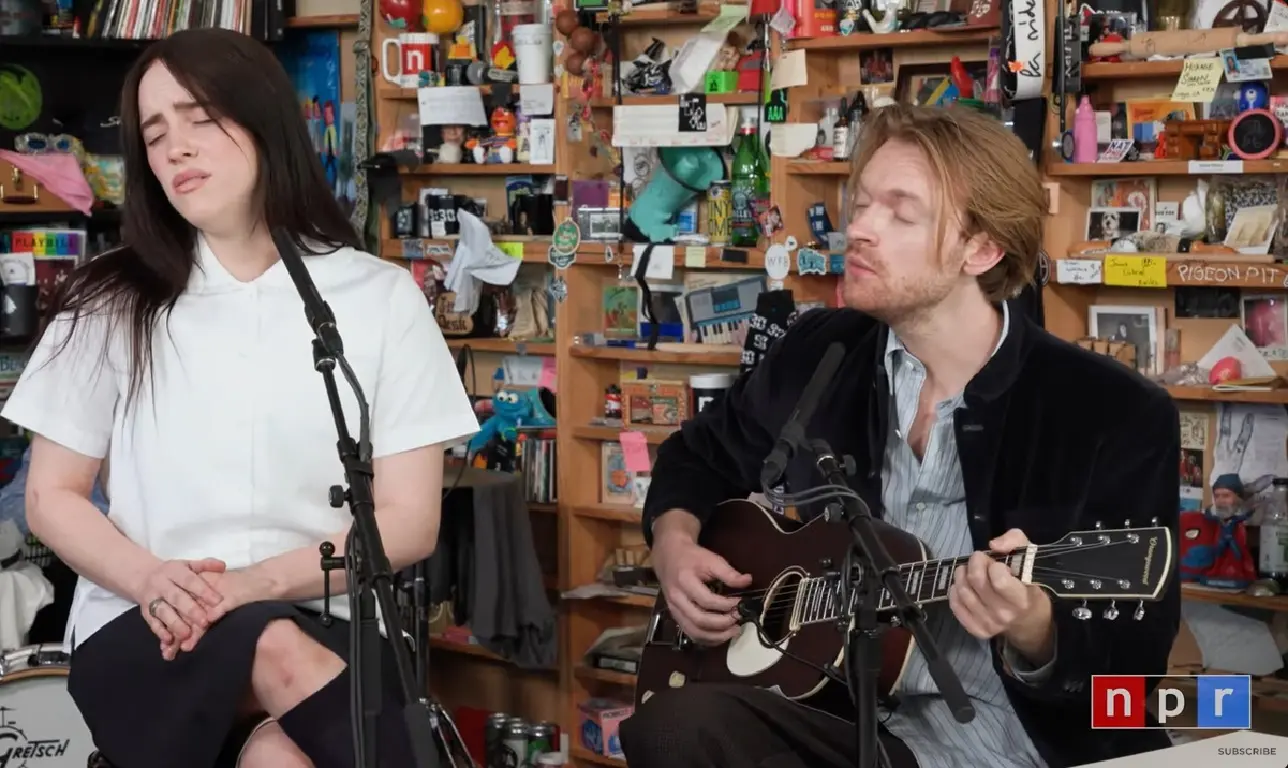 Billie Eilish grava Tiny Desk