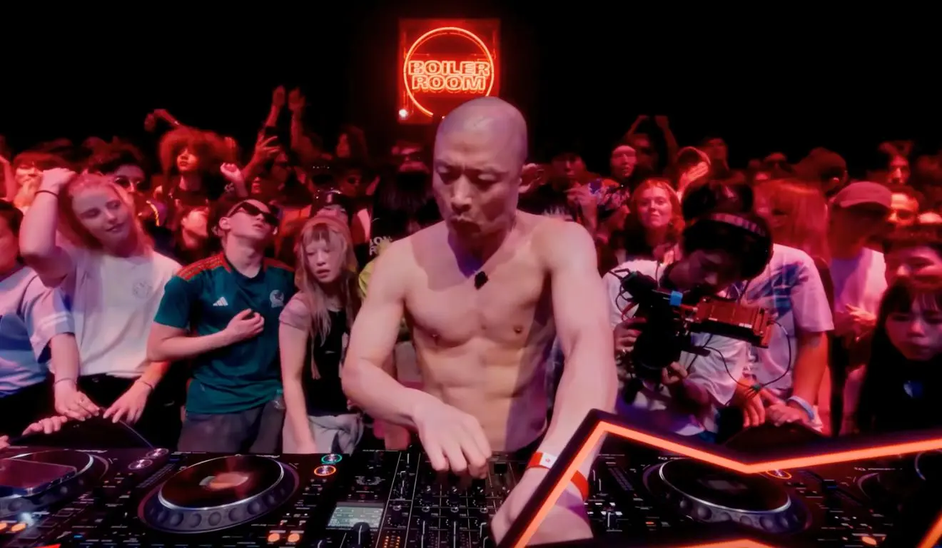 Yousuke Yukimatsu: quem é o DJ japonês que fez o "melhor Boiler Room da história"