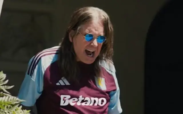 Ozzy Osbourne de Aston Villa