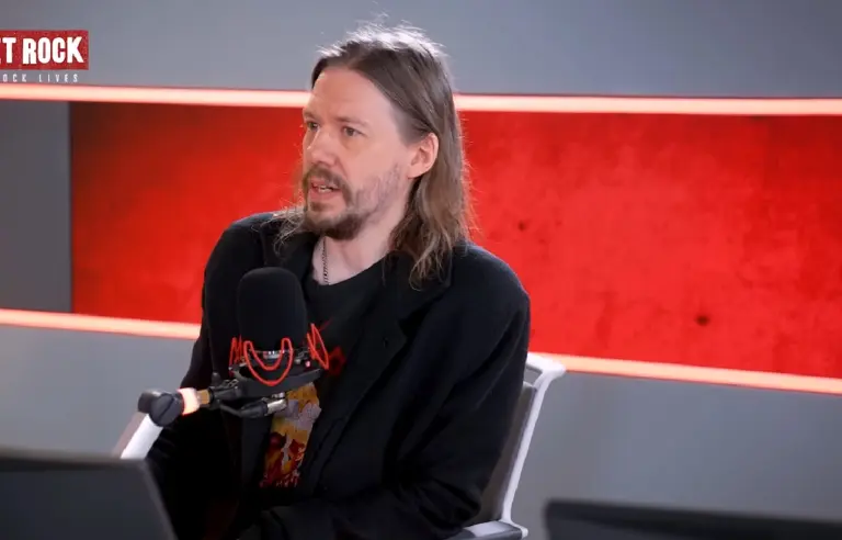 Tobias Forge fala sobre proibição de celulares nos shows do Ghost