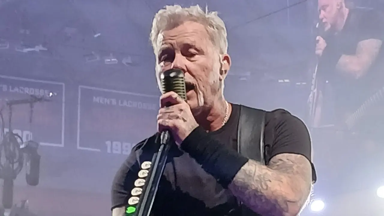 Metallica inicia nova fase de turnê com show explosivo; vídeos e setlist