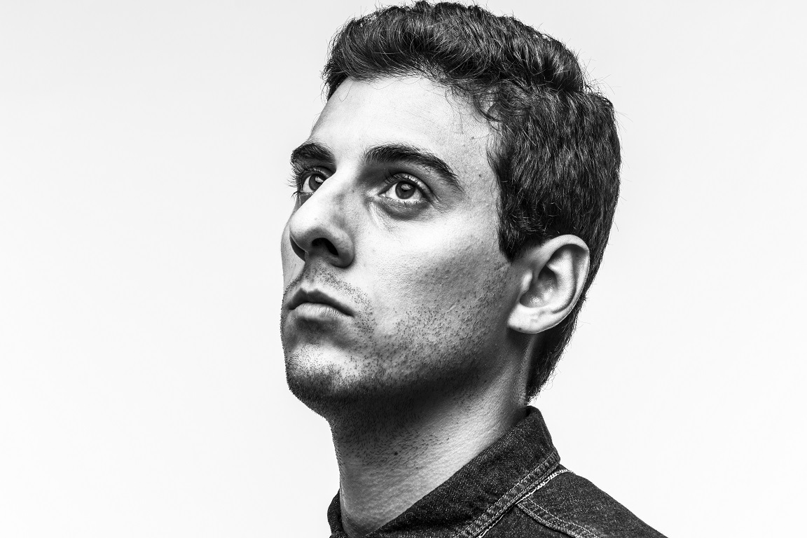 Fabio Brazza lança single com Criolo