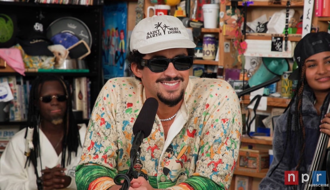 Bad Bunny transporta os fãs para Porto Rico em sua estreia no Tiny Desk; assista