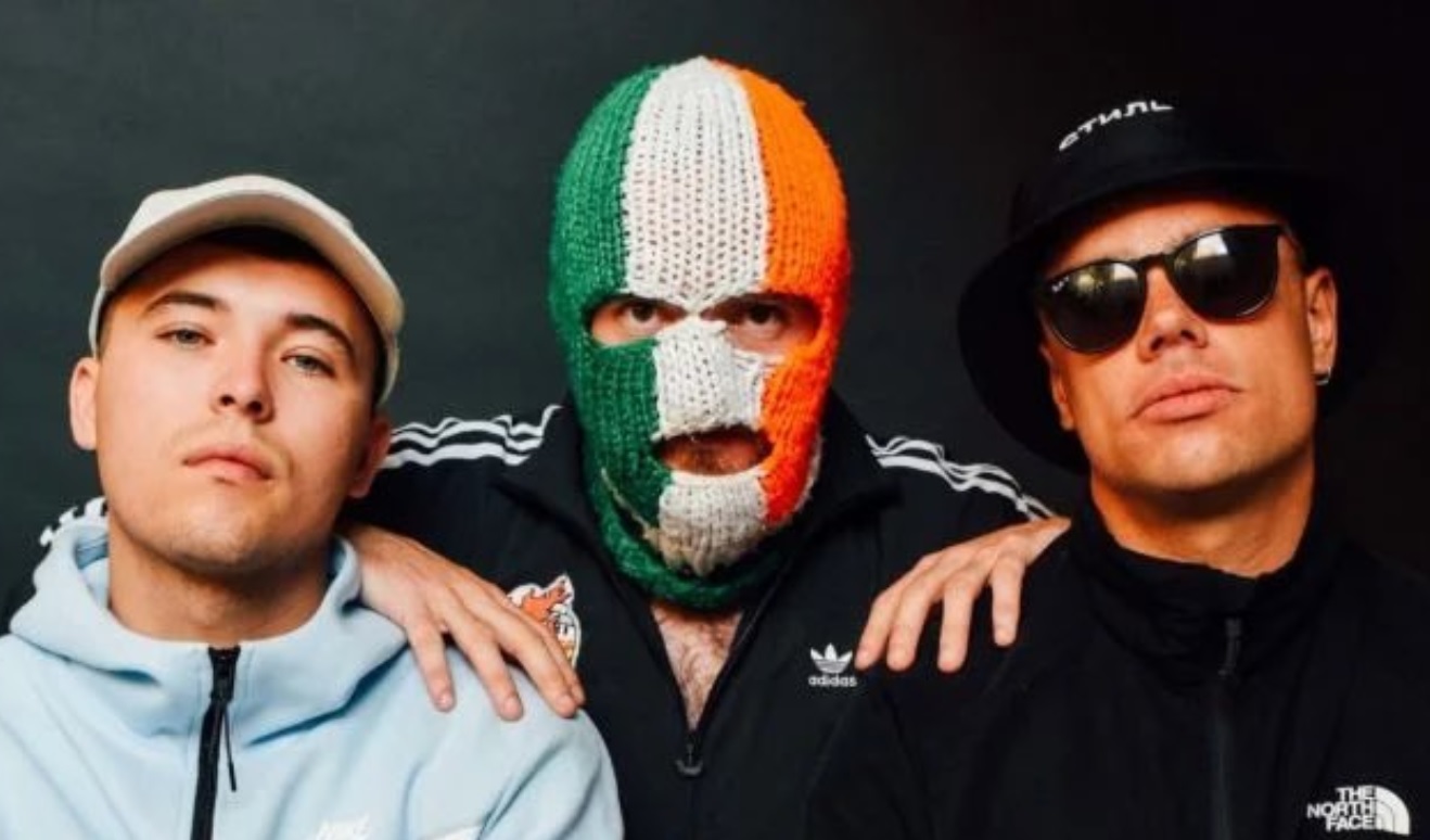 KNEECAP manda Sharon Osbourne ouvir “War Pigs” após críticas por posicionamento político