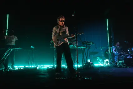 THE DRIVER ERA faz show competente para público jovem no Rio de Janeiro