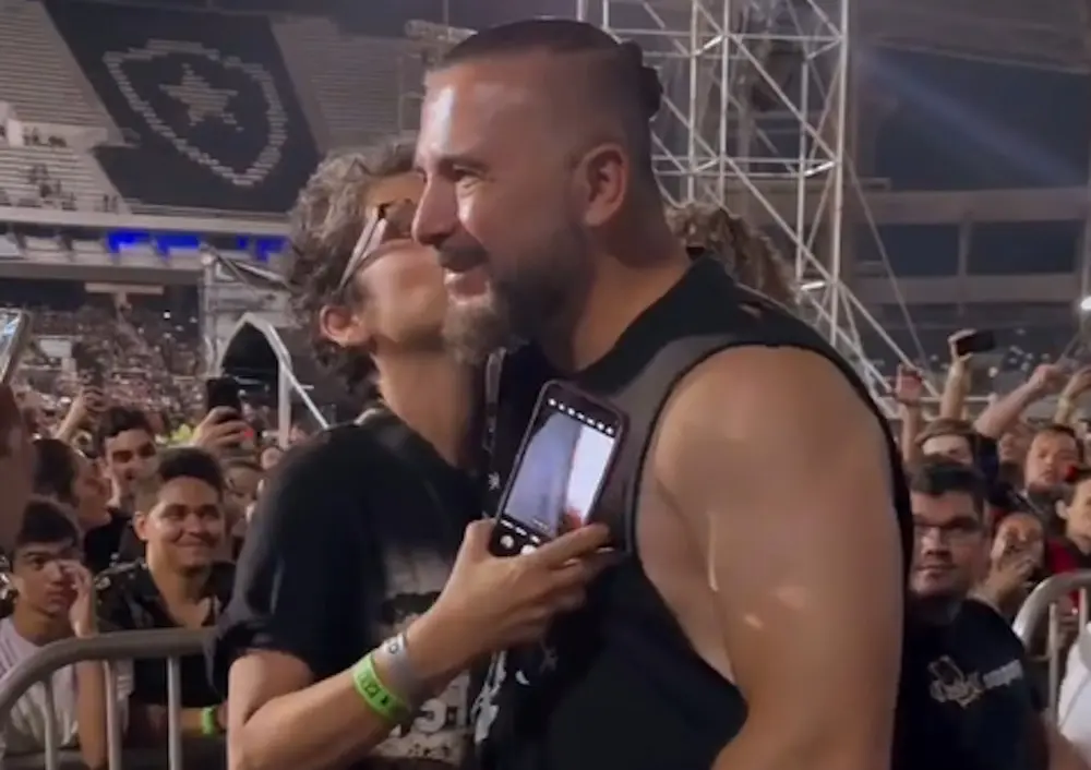 John Dolmayan surpreende fãs de System Of A Down no Rio de Janeiro