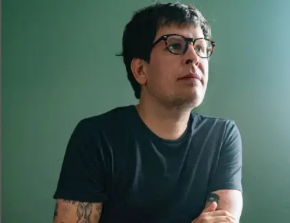 Banda cancela turnê após baterista mexicano com green card ser detido pela imigração dos EUA