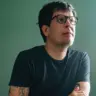 Banda cancela turnê após baterista mexicano com green card ser detido pela imigração dos EUA