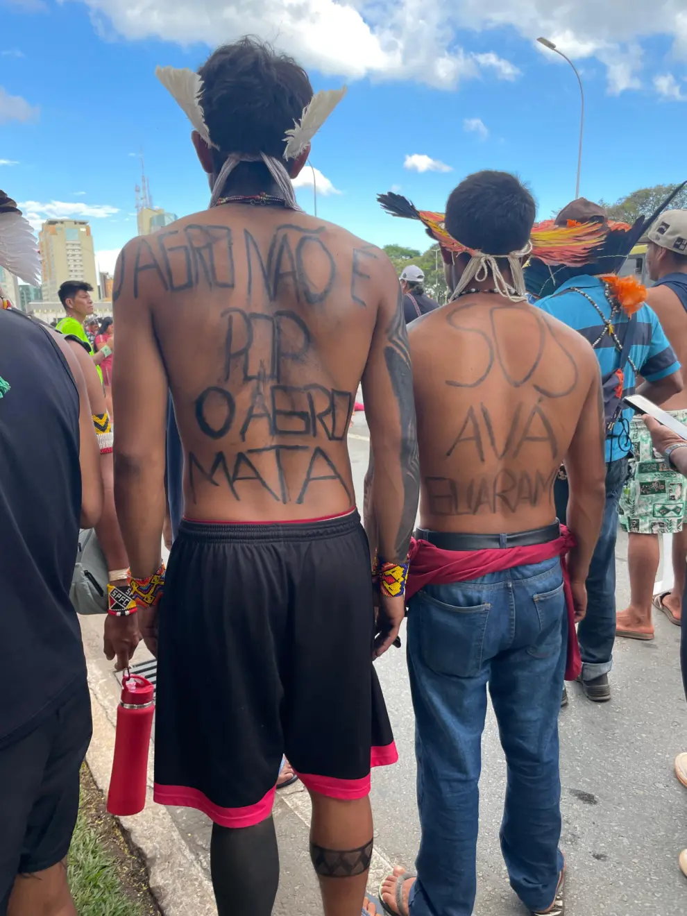 TXAI BAND reflete sobre arte, alianças ancestrais e o maior encontro indígena do Brasil