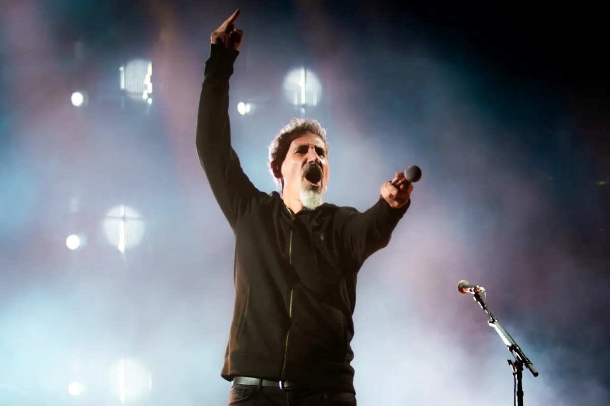 Serj Tankian com o System Of A Down em São Paulo