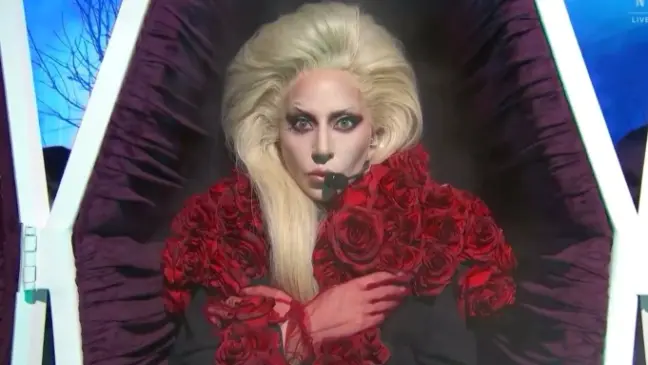 Lady Gaga irá aparecer na segunda temporada de "Wandinha"