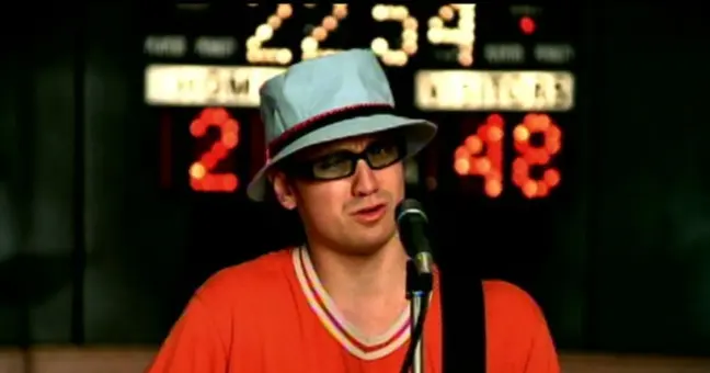 "Teenage Dirtbag" está entre melhores one-hit wonders dos anos 2000 segundo a Rolling Stone dos EUA