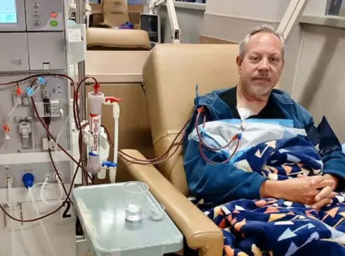 Baixista pioneiro do Punk e Hardcore pede ajuda a fãs para fazer transplante renal