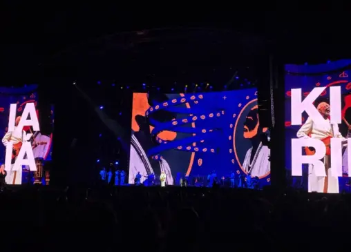 Gilberto Gil se apresentando no Estádio Mineirão