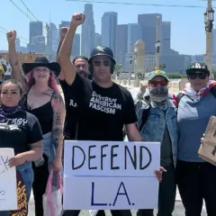 Tom Morello vai às ruas para apoiar imigrantes durante protestos em Los Angeles