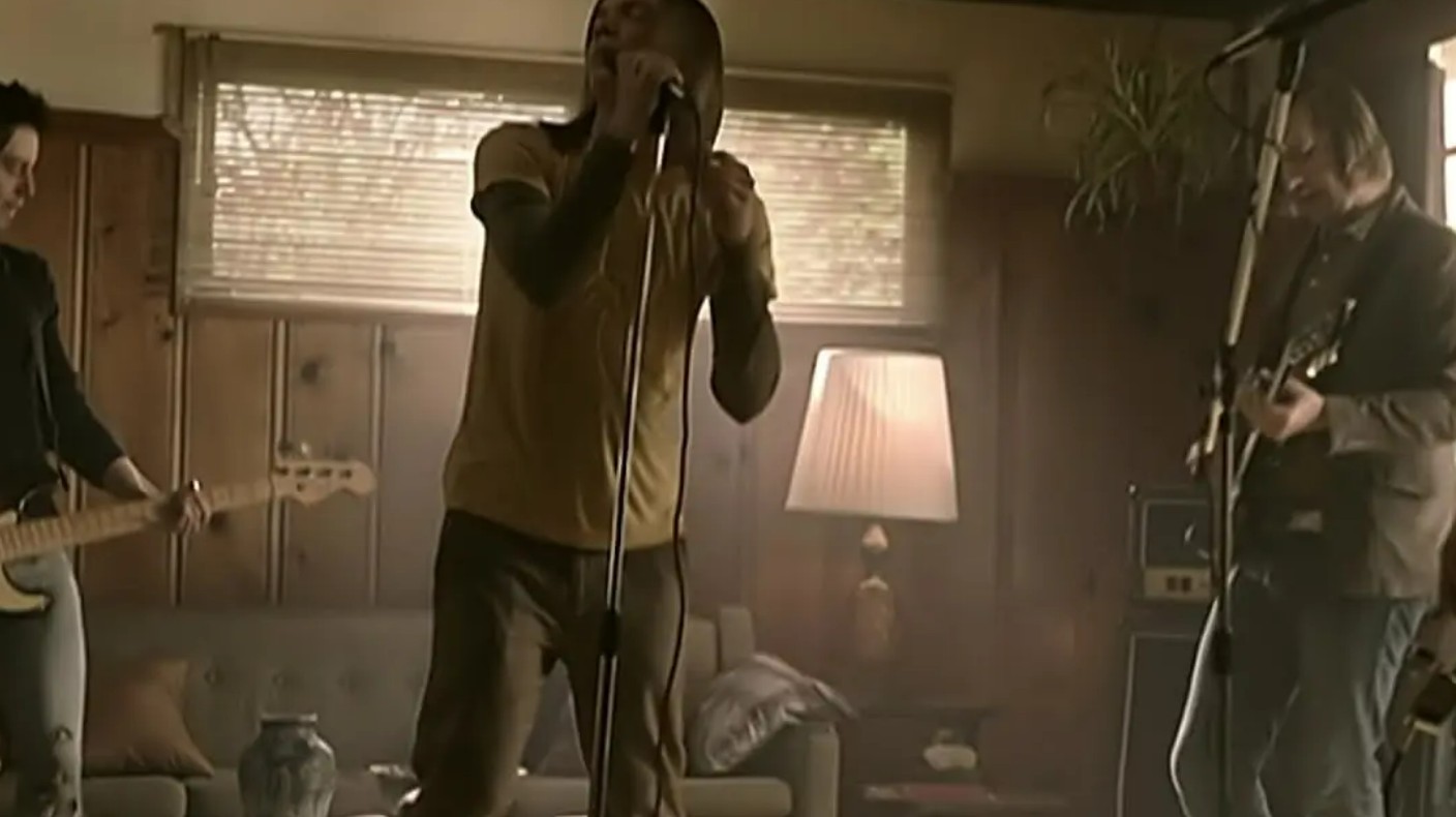 Ícone do Pop Punk proíbe eleitores de Trump em seus shows