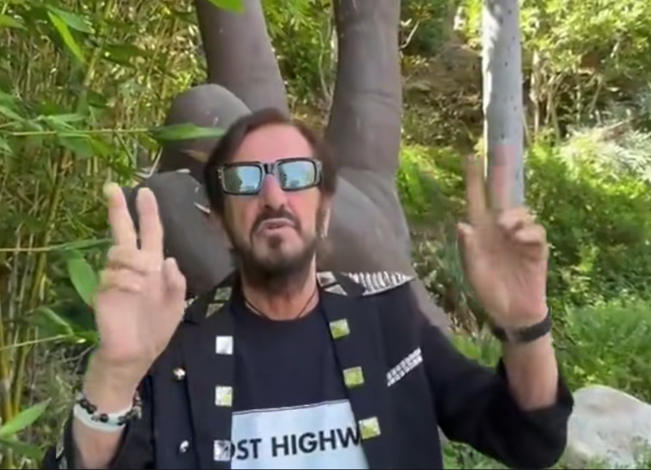 Ringo Starr ganhou estátua em sua homenagem