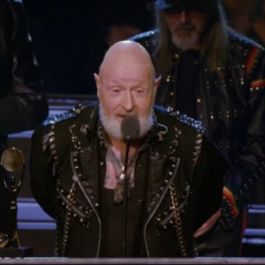 Rob Halford, do Judas Priest, em discurso no Rock and Roll Hall of Fame