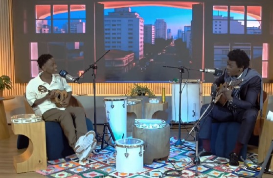Elo do Samba: Miguelzinho do Cavaco entrevista Seu Jorge em estreia