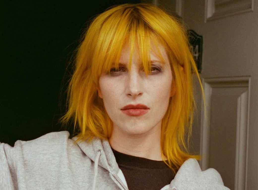 Hayley Williams lança novo disco de surpresa através de site secreto