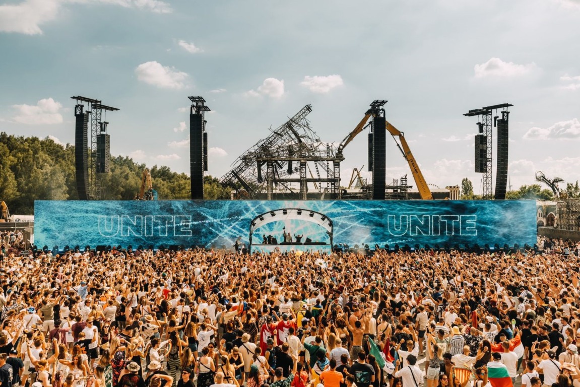 Metallica salva festival de música eletrônica que quase foi cancelado após incêndio