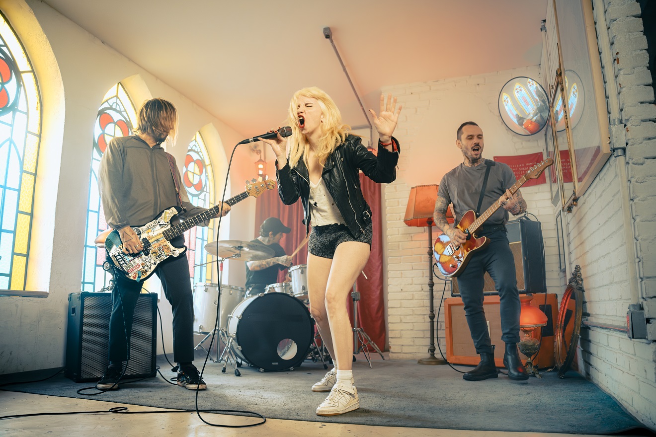 Deb and the Mentals, por Lucca Miranda