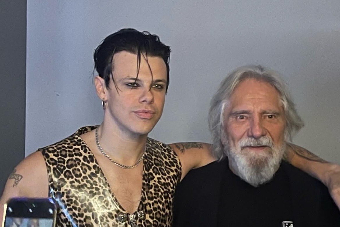 Geezer Butler diz que YUNGBLUD fez “o melhor show que viu em anos”