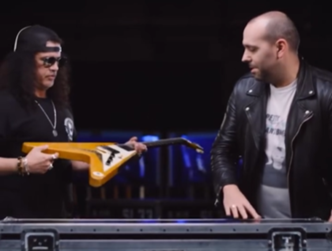 Slash é dono de muitas guitarras icônicas