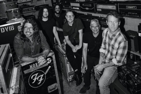 Foo Fighters em 2025, com Ilan Rubin, foto por Elizabeth Miranda