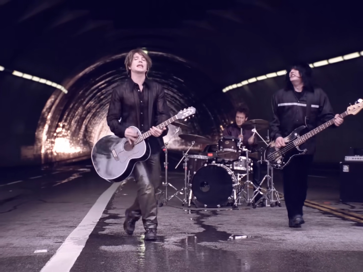 Goo Goo Dolls no clipe de 