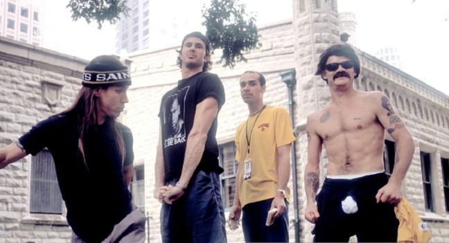 Red Hot Chili Peppers com Arik Marshall