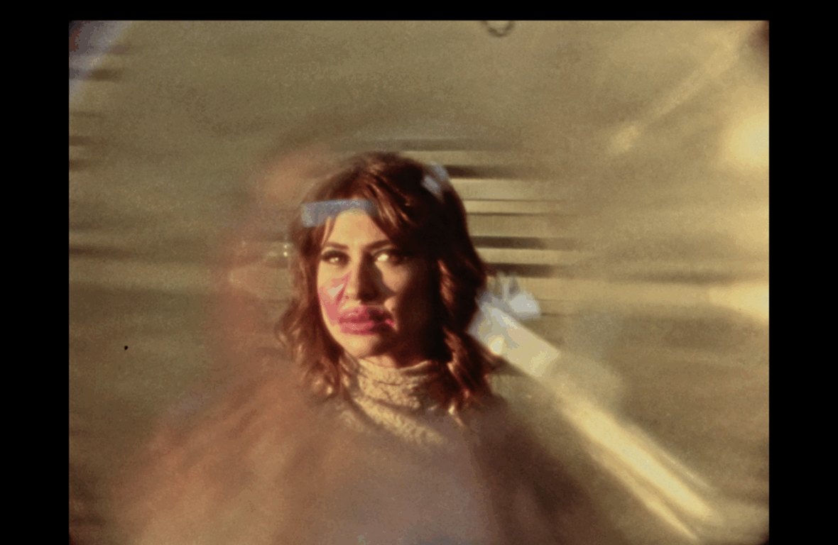 Uyara Torrente lança novo clipe