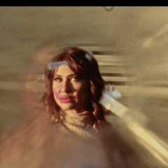 Uyara Torrente lança novo clipe