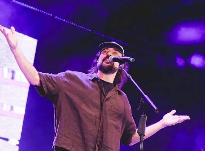 Gabriel O Pensador fala sobre o icônico "Quebra-Cabeça" e seu legado para o Rap Gabriel O Pensador fala sobre o icônico "Quebra-Cabeça" e seu legado para o Rap