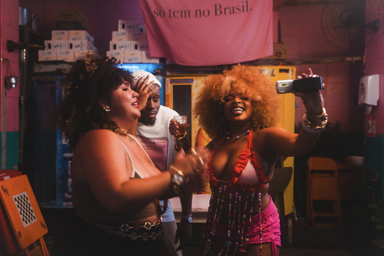 Mac Júlia, Rincon Sapiência e KING Saints