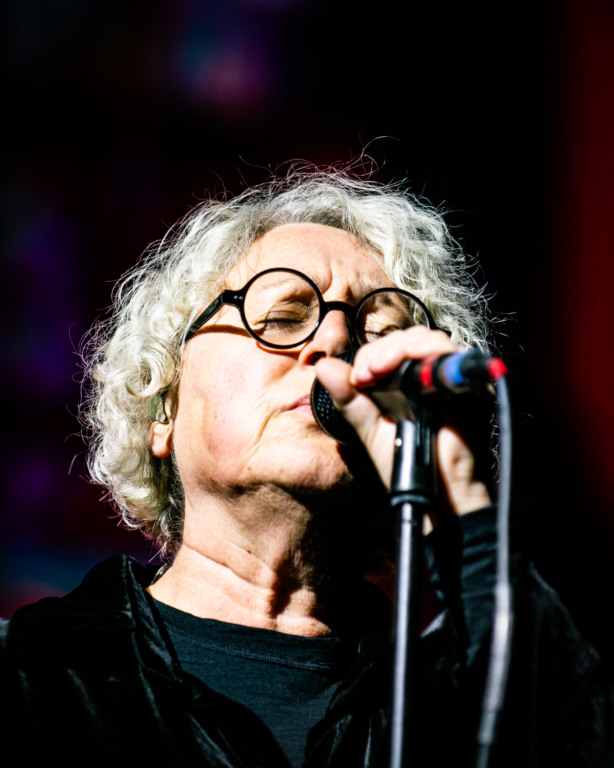 Elizabeth Fraser com Massive Attack