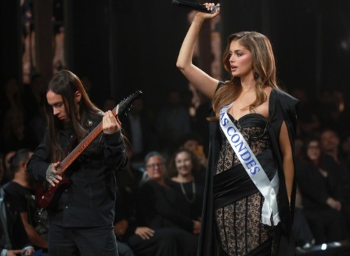 Candidata a Miss Mundo Chile surpreende com performance de Death Metal durante concurso
