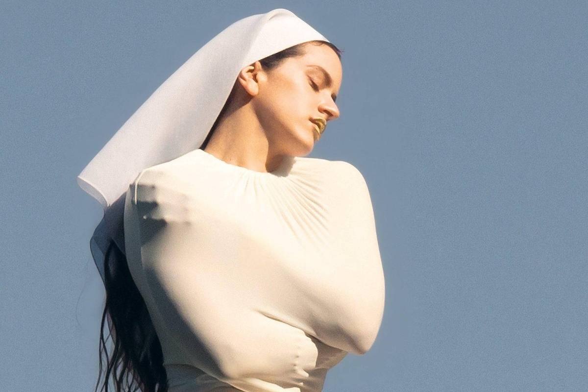 ROSALÍA causa impacto na cena pop e promove uma experiência única com seu novo disco 