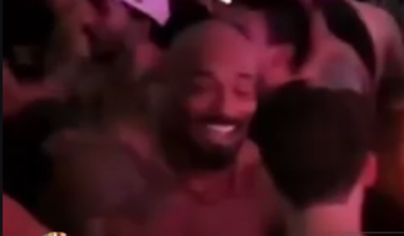 “Todo ralado”: Julio Balestrin celebra show intenso do Limp Bizkit em São Paulo