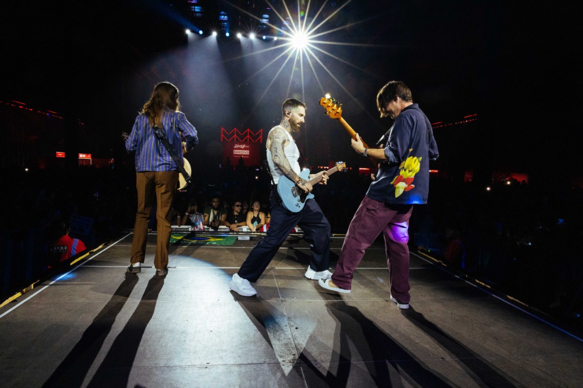 James Valentine, Sam Farrar e Adam Levine
