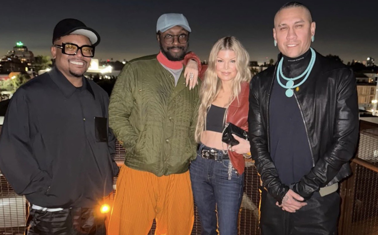 Fergie se reúne com Black Eyed Peas e fãs brasileiros pedem show no Rio