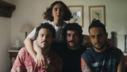 Atração do Lollapalooza Brasil, Foto em Grupo lança seu disco de estreia