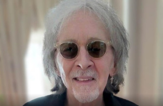 Ex-integrante do KISS se pronuncia após cobrar mais de R$5 mil por download de disco